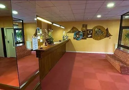 Hotel Du Parc 3*