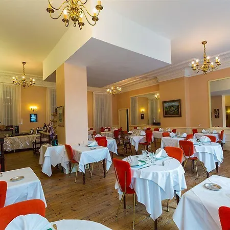 Du Parc 3*